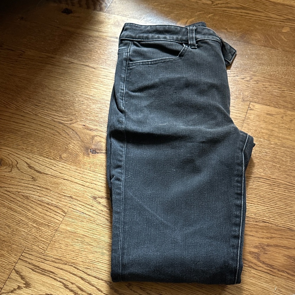 American Eagle Outfitters Black Skinny Jeans